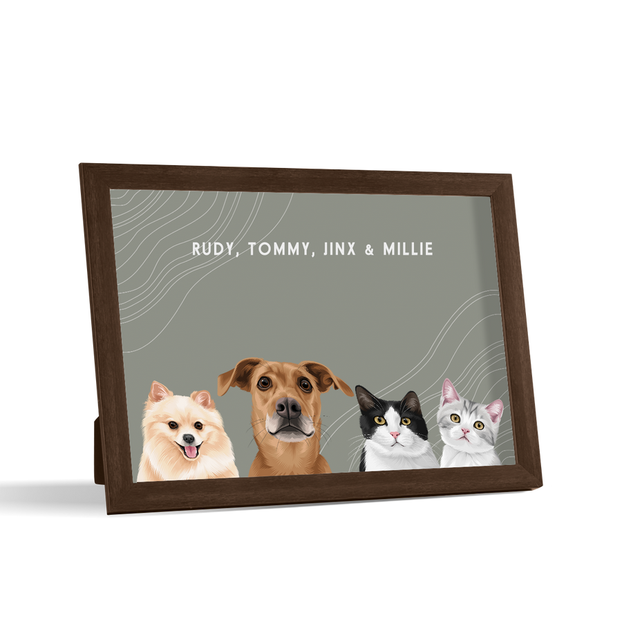 Retrato de cuatro mascotas de escritorio